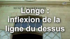 Travail à la longe du cheval d'âge: inflexion de la ligne du dessus