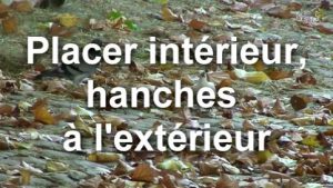 Travail de la ligne du dessus : placer intérieur, hanches à l'extérieur